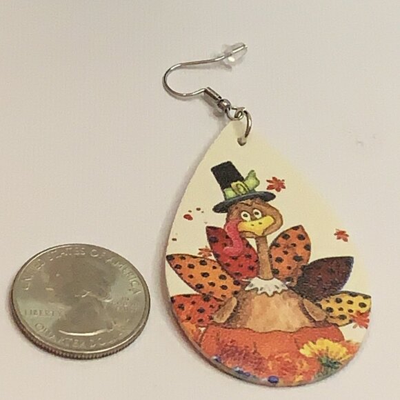 Turkey Earring, Fall Earring, Thanksgiving Earring, Pilgrim Earring, Gift Idea - Picture 4 of 6